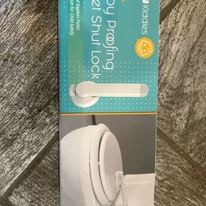 Kiddies Baby Proofing Toilet Shut Lock